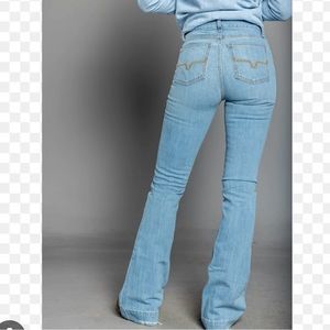 Kimes Jennifer Sugar Fade 8x34